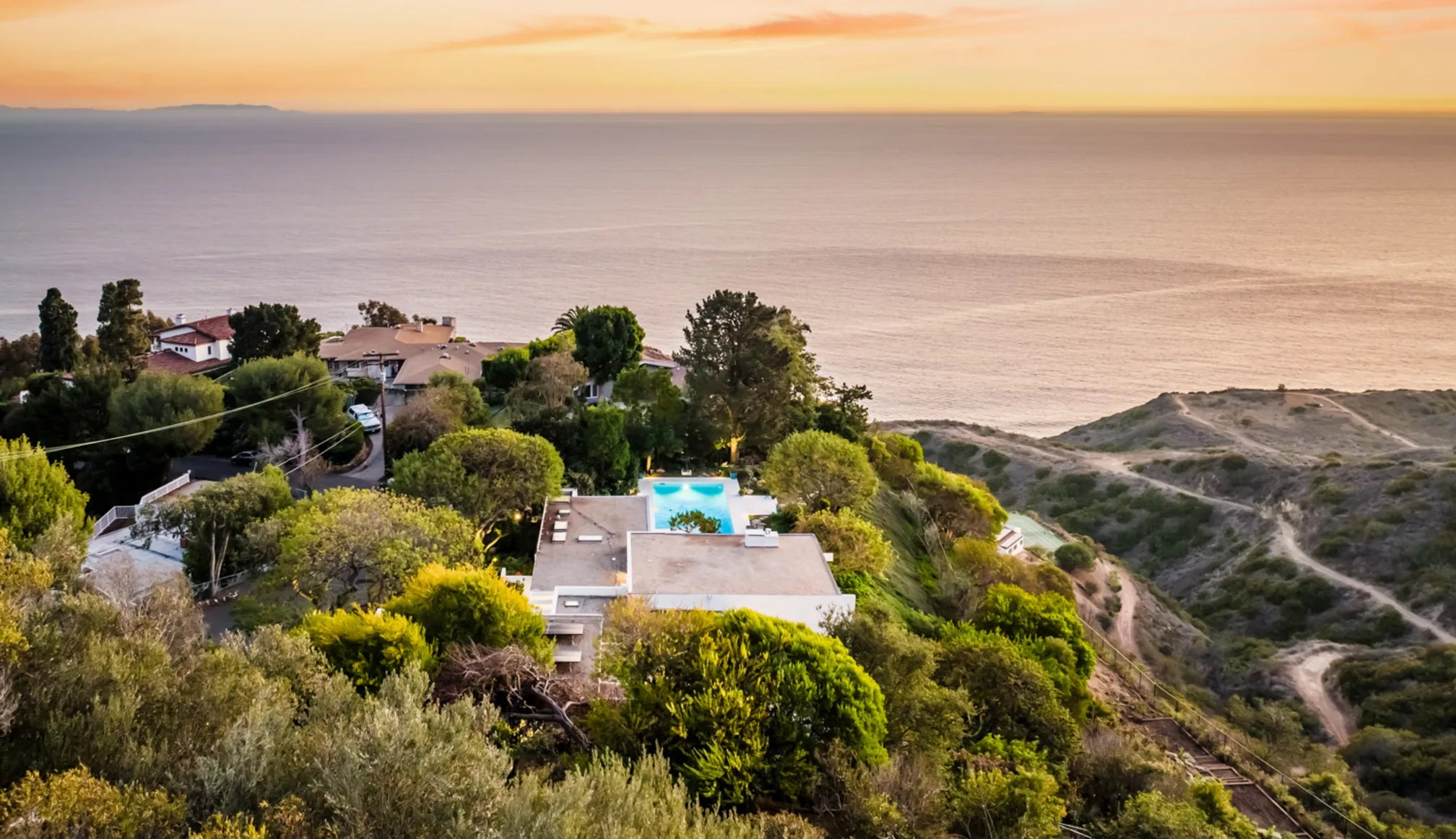 Living space at 20737 Cool Oak Way, Malibu, by Philippe Naouri Studio.